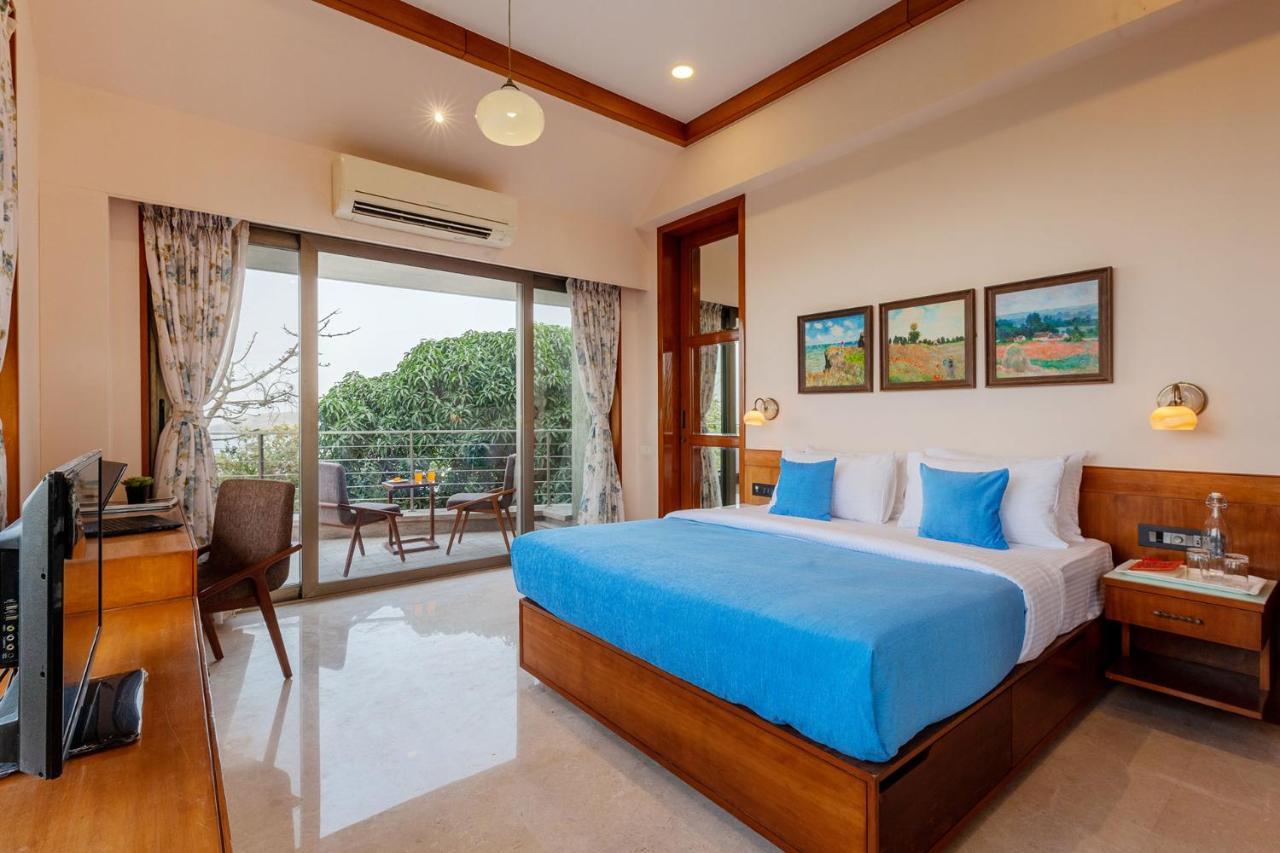 The Blue Horizon By Stayvista - Featuring A Beach-View Villa With A Swimming Pool, Indoor Games, And A Relaxing Balcony Alībāg Esterno foto