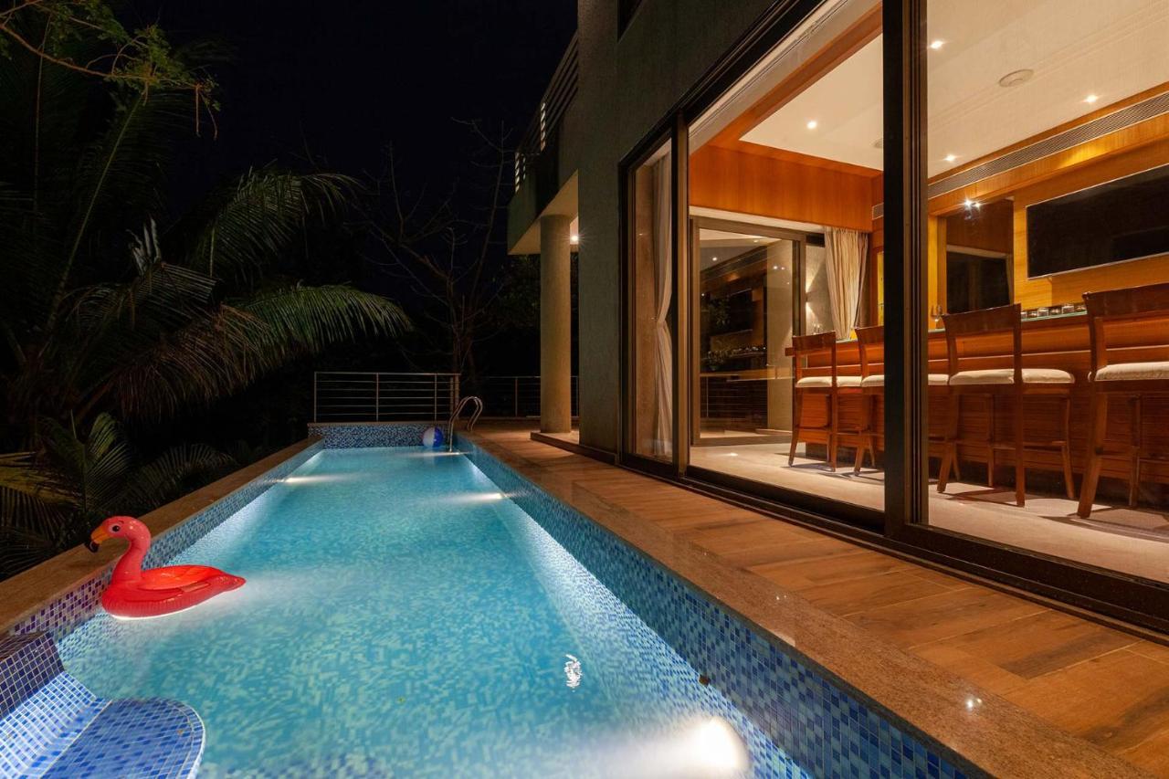 The Blue Horizon By Stayvista - Featuring A Beach-View Villa With A Swimming Pool, Indoor Games, And A Relaxing Balcony Alībāg Esterno foto